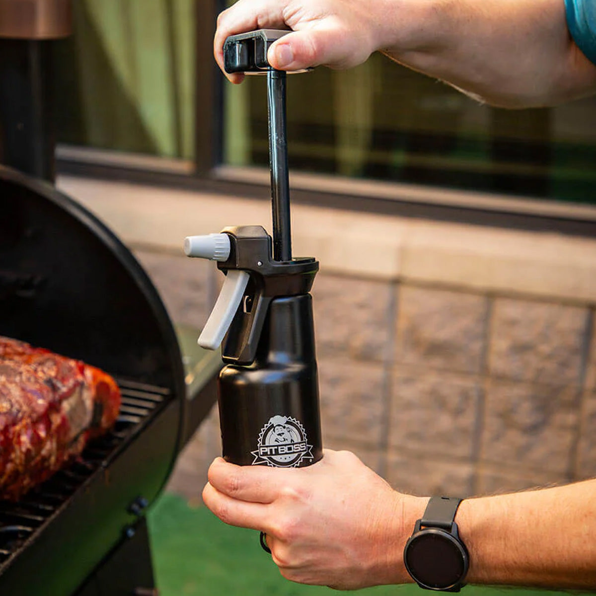  Pit Boss BBQ Spritz Bottle Multipurpose Tool With Steel Injector & Hose Included(Pb Pump Spritzer Bottle W Injector)